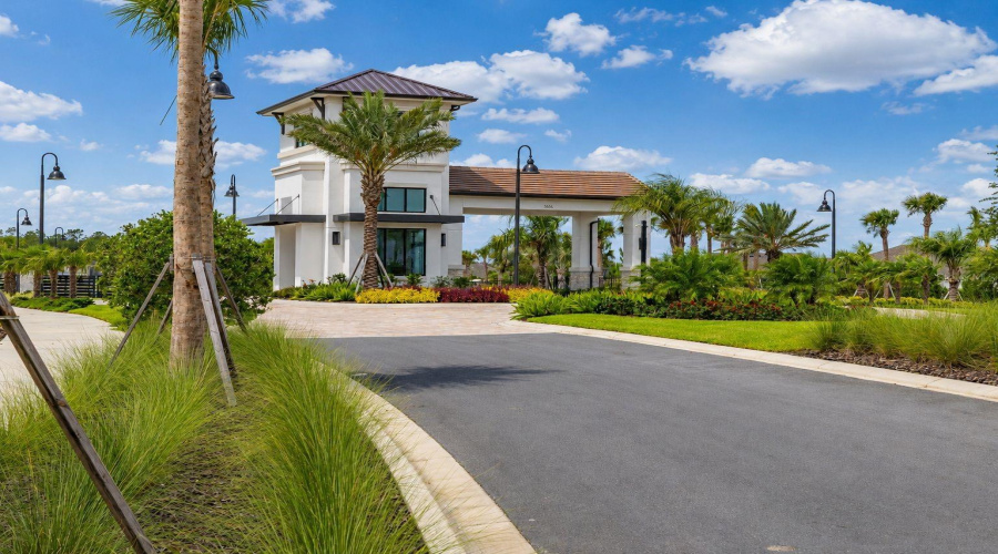 Kissimmee, Florida 34758, 3 Bedroom Bedrooms, ,2 Bathroombathrooms,Residential,For Sale,Ochos Rios,0,Mfrs5155089