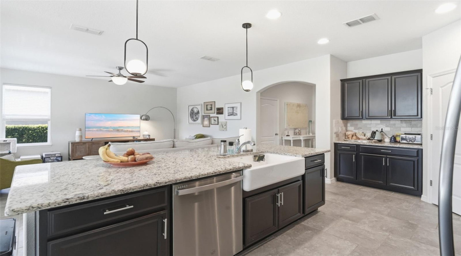 Deland, Florida 32724, 4 Bedroom Bedrooms, ,3 Bathroombathrooms,Residential,For Sale,Victoria Trails Blvd,0,Mfrv4947572
