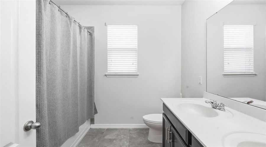 Deland, Florida 32724, 4 Bedroom Bedrooms, ,3 Bathroombathrooms,Residential,For Sale,Victoria Trails Blvd,0,Mfrv4947572