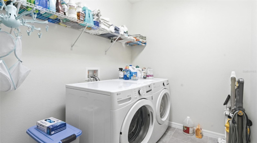 Deland, Florida 32724, 4 Bedroom Bedrooms, ,3 Bathroombathrooms,Residential,For Sale,Victoria Trails Blvd,0,Mfrv4947572