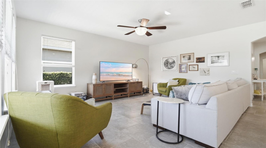 Deland, Florida 32724, 4 Bedroom Bedrooms, ,3 Bathroombathrooms,Residential,For Sale,Victoria Trails Blvd,0,Mfrv4947572