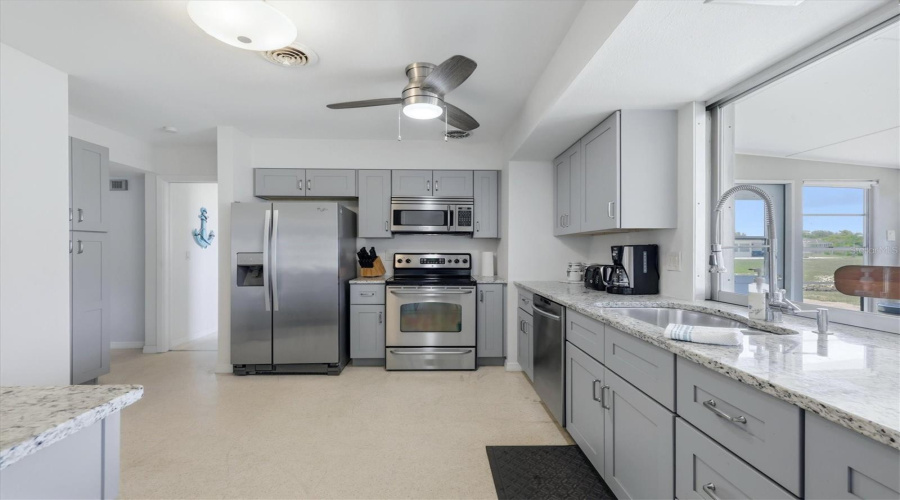 Englewood, Florida 34223, 2 Bedroom Bedrooms, ,2 Bathroombathrooms,Residential,For Sale,6Th,0,Mfrd6148024