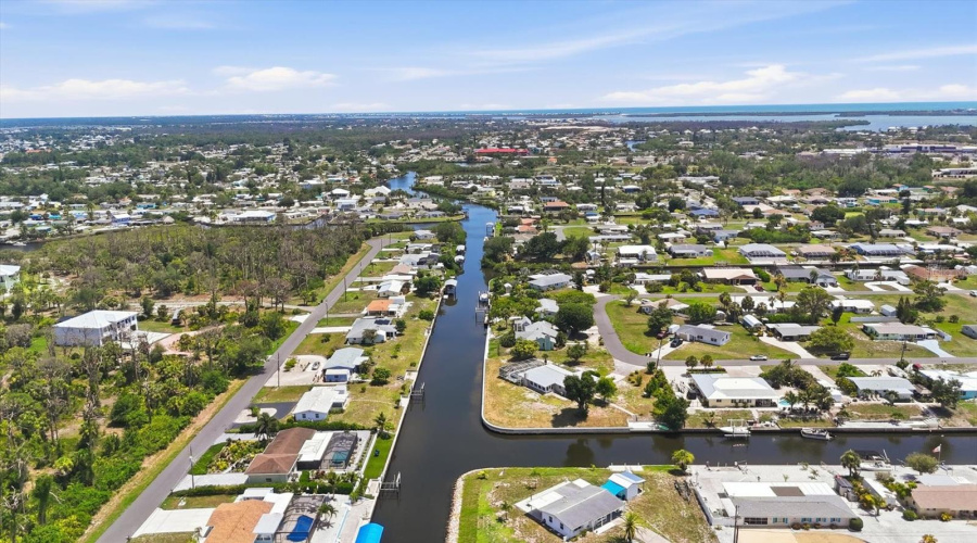 Englewood, Florida 34223, 2 Bedroom Bedrooms, ,2 Bathroombathrooms,Residential,For Sale,6Th,0,Mfrd6148024