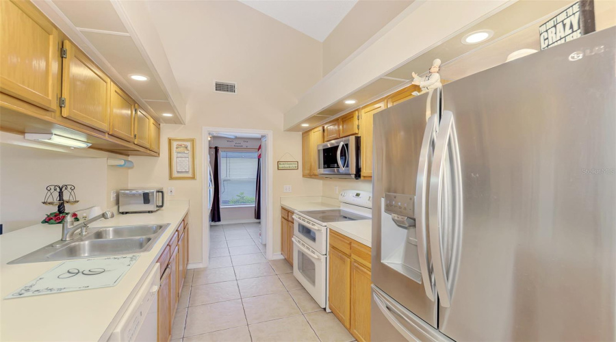 Sarasota, Florida 34243, 4 Bedroom Bedrooms, ,2 Bathroombathrooms,Residential,For Sale,77Th,0,Mfra4703540