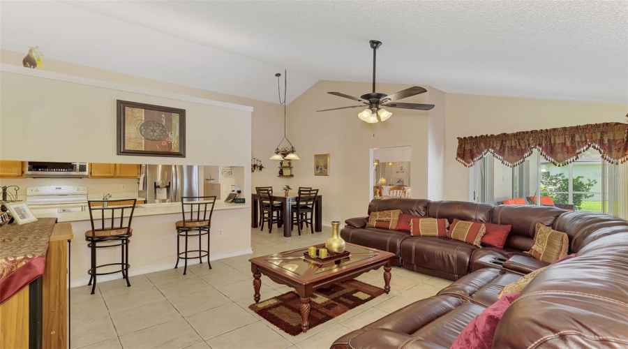 Sarasota, Florida 34243, 4 Bedroom Bedrooms, ,2 Bathroombathrooms,Residential,For Sale,77Th,0,Mfra4703540