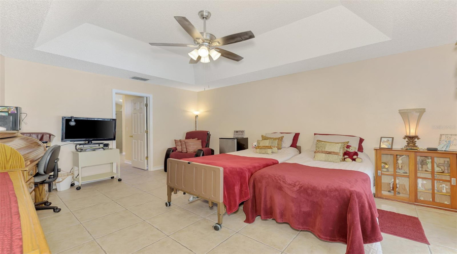Sarasota, Florida 34243, 4 Bedroom Bedrooms, ,2 Bathroombathrooms,Residential,For Sale,77Th,0,Mfra4703540