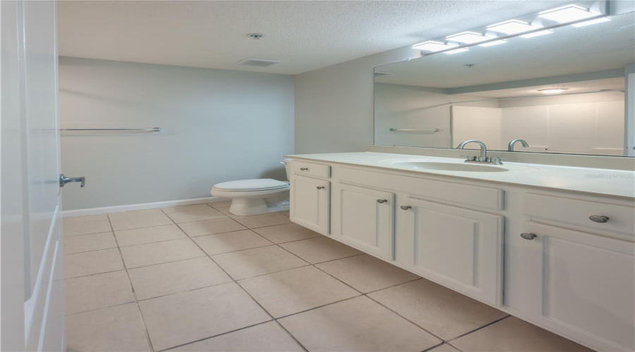 Orlando, Florida 32837, 1 Bedroom Bedrooms, ,1 Bathroombathrooms,Residential,For Sale,Wild Iris,0,Mfro6357912