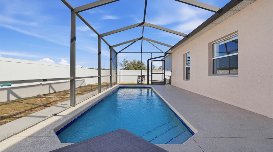 Kissimmee, Florida 34759, 3 Bedroom Bedrooms, ,2 Bathroombathrooms,Residential,For Sale,Cumberland,0,Mfro6384765