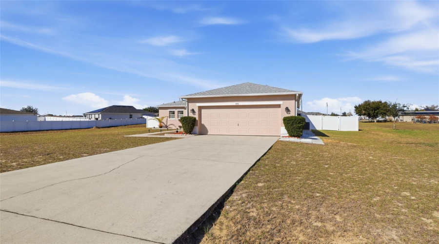 Kissimmee, Florida 34759, 3 Bedroom Bedrooms, ,2 Bathroombathrooms,Residential,For Sale,Cumberland,0,Mfro6384765