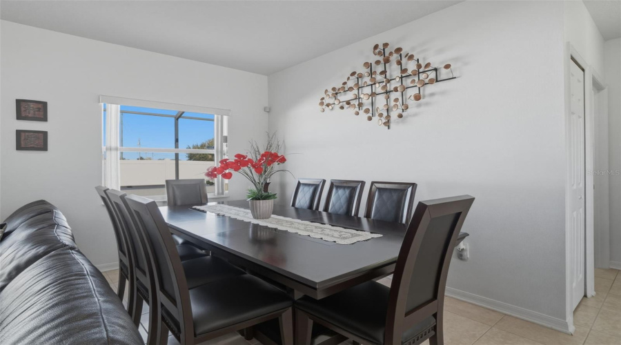 Kissimmee, Florida 34759, 3 Bedroom Bedrooms, ,2 Bathroombathrooms,Residential,For Sale,Cumberland,0,Mfro6384765