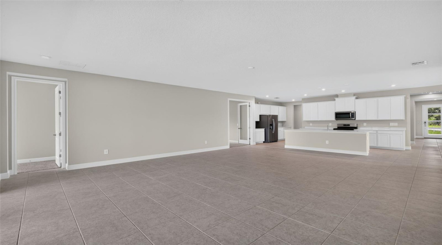 Parrish, Florida 34219, 4 Bedroom Bedrooms, ,3 Bathroombathrooms,Residential,For Sale,Sundance,0,Mfrtb8456951