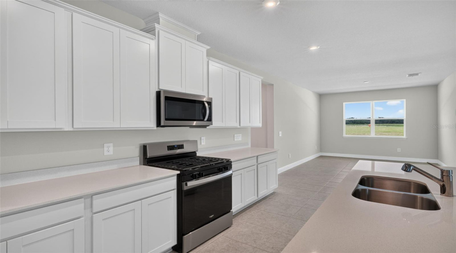 Parrish, Florida 34219, 4 Bedroom Bedrooms, ,3 Bathroombathrooms,Residential,For Sale,Sundance,0,Mfrtb8456951