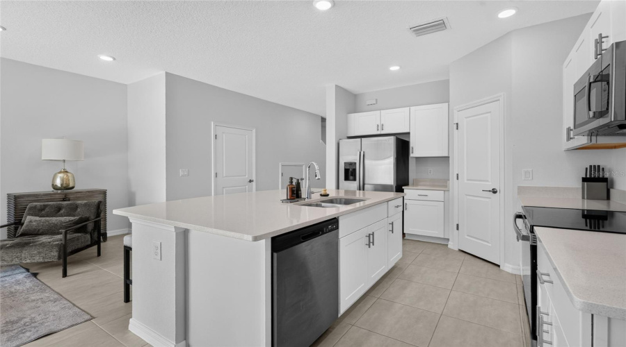 Bradenton, Florida 34211, 3 Bedroom Bedrooms, ,2 Bathroombathrooms,Residential,For Sale,Novara,0,Mfra4700625