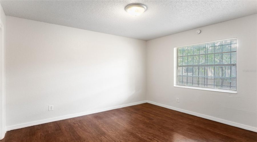Tampa, Florida 33612, 4 Bedroom Bedrooms, ,2 Bathroombathrooms,Residential,For Sale,10Th,0,Mfrtb8536543
