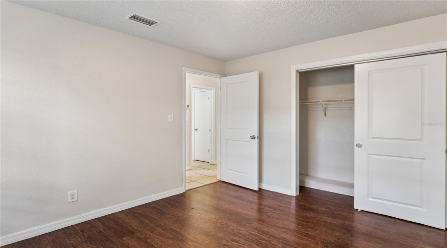 Tampa, Florida 33612, 4 Bedroom Bedrooms, ,2 Bathroombathrooms,Residential,For Sale,10Th,0,Mfrtb8536543