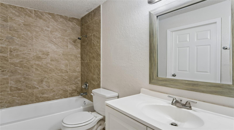 Tampa, Florida 33612, 4 Bedroom Bedrooms, ,2 Bathroombathrooms,Residential,For Sale,10Th,0,Mfrtb8536543