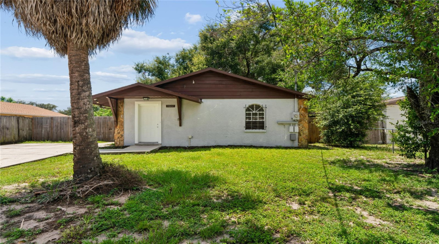 Tampa, Florida 33612, 4 Bedroom Bedrooms, ,2 Bathroombathrooms,Residential,For Sale,10Th,0,Mfrtb8536543