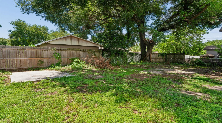 Tampa, Florida 33612, 4 Bedroom Bedrooms, ,2 Bathroombathrooms,Residential,For Sale,10Th,0,Mfrtb8536543