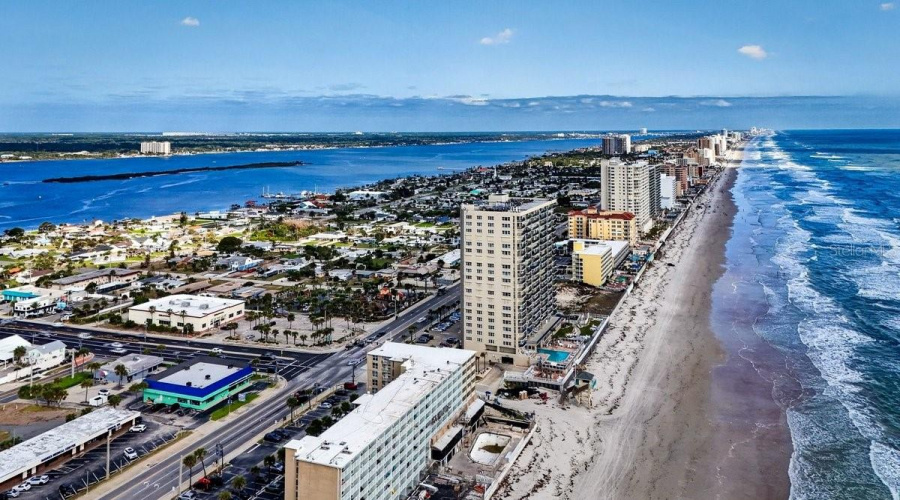 Daytona Beach, Florida 32118, 3 Bedroom Bedrooms, ,3 Bathroombathrooms,Residential,For Sale,Atlantic,0,Mfrns1087968