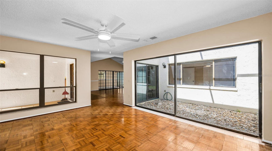 Bonus Area (Great Office Space)