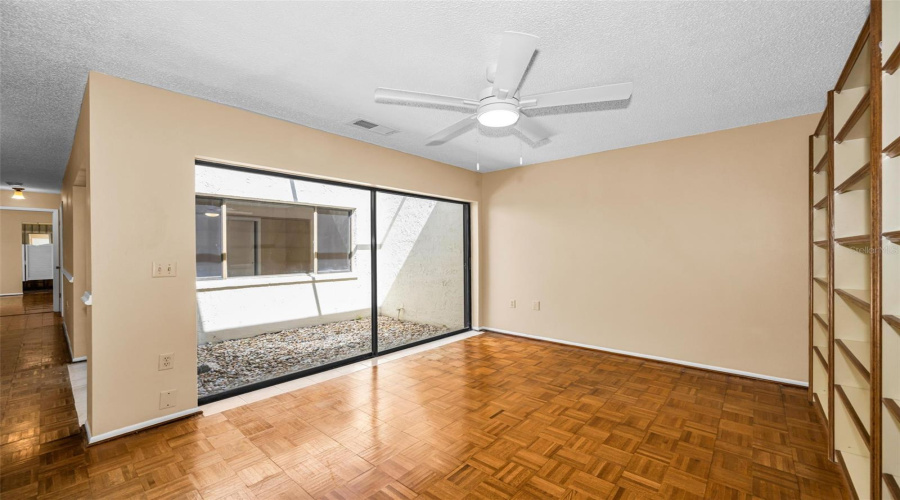 Bonus Area (Great Office Space)