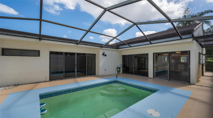 Private Pool Area