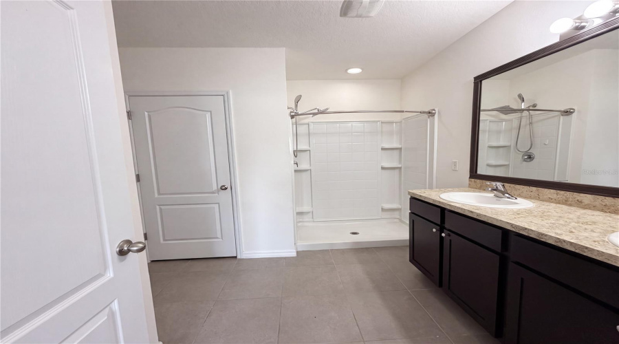 Wimauma, Florida 33598, 4 Bedroom Bedrooms, ,2 Bathroombathrooms,Residential,For Sale,Treasure Point,0,Mfro6426008