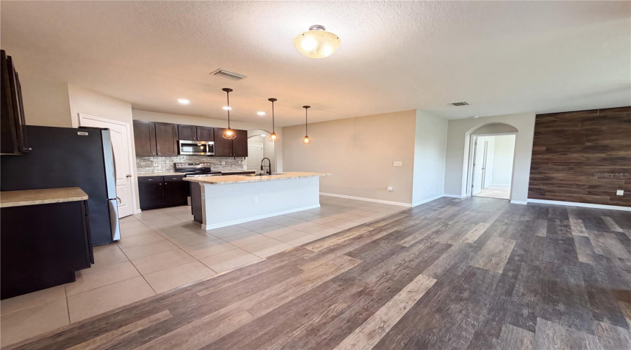 Wimauma, Florida 33598, 4 Bedroom Bedrooms, ,2 Bathroombathrooms,Residential,For Sale,Treasure Point,0,Mfro6426008
