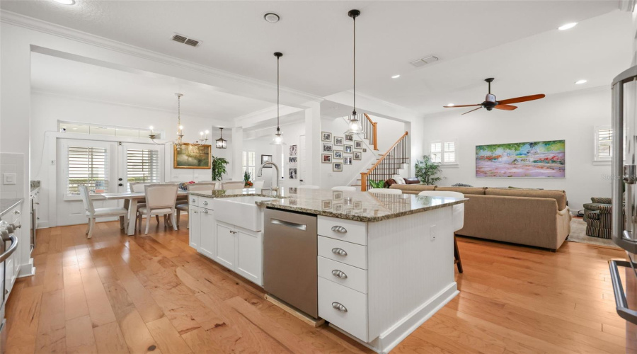Winter Garden, Florida 34787, 4 Bedroom Bedrooms, ,3 Bathroombathrooms,Residential,For Sale,Easley,0,Mfro6412977