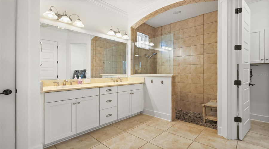 Winter Garden, Florida 34787, 4 Bedroom Bedrooms, ,3 Bathroombathrooms,Residential,For Sale,Easley,0,Mfro6412977