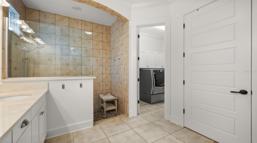 Winter Garden, Florida 34787, 4 Bedroom Bedrooms, ,3 Bathroombathrooms,Residential,For Sale,Easley,0,Mfro6412977