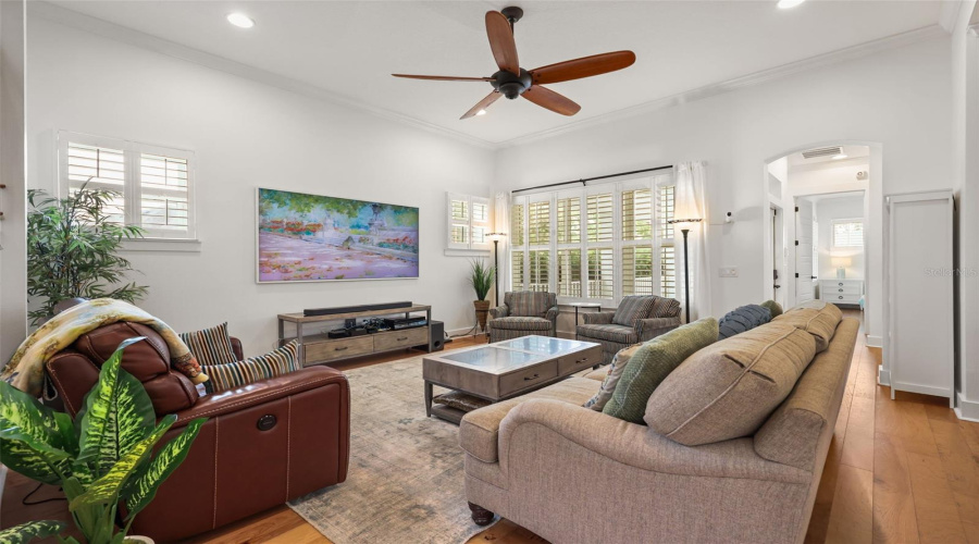 Winter Garden, Florida 34787, 4 Bedroom Bedrooms, ,3 Bathroombathrooms,Residential,For Sale,Easley,0,Mfro6412977