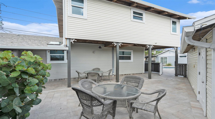 Northport Back Patio Extra Seating