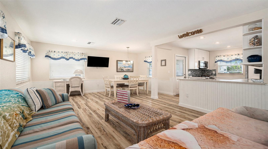 Montauk Floor View