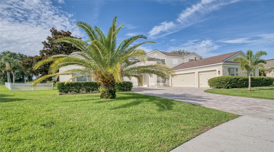 Clermont, Florida 34711, 5 Bedroom Bedrooms, ,4 Bathroombathrooms,Residential,For Sale,Majestic Isle,0,Mfro6424354