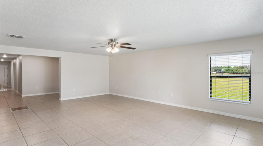 Lakeland, Florida 33805, 3 Bedroom Bedrooms, ,2 Bathroombathrooms,Residential,For Sale,Caspian,0,Mfrtb8536512