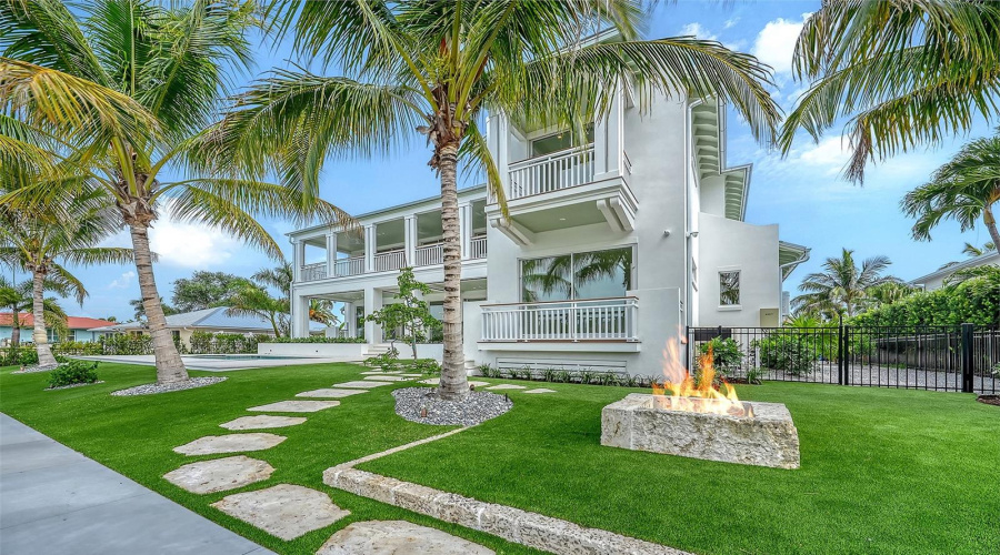 Longboat Key, Florida 34228, 4 Bedroom Bedrooms, ,4 Bathroombathrooms,Residential,For Sale,Old Compass,0,Mfra4699408