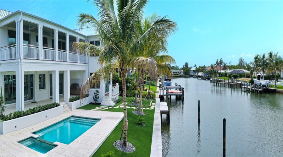 Longboat Key, Florida 34228, 4 Bedroom Bedrooms, ,4 Bathroombathrooms,Residential,For Sale,Old Compass,0,Mfra4699408