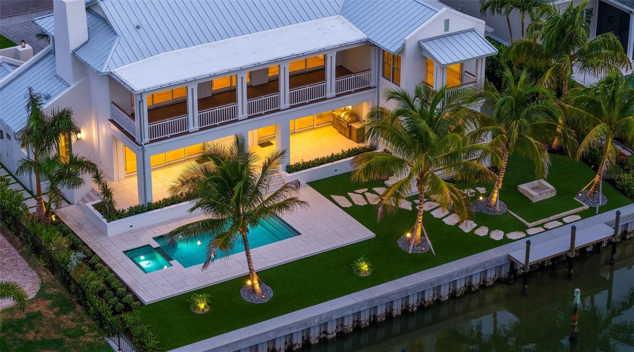 Longboat Key, Florida 34228, 4 Bedroom Bedrooms, ,4 Bathroombathrooms,Residential,For Sale,Old Compass,0,Mfra4699408