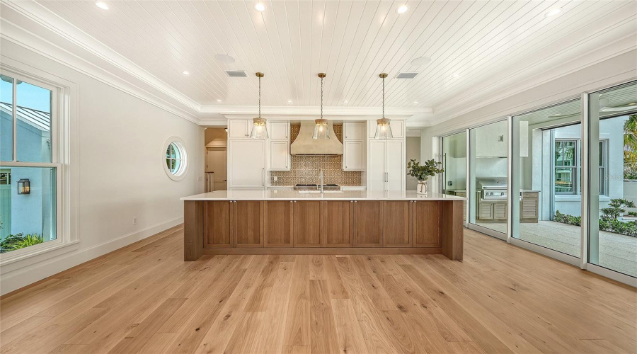 Longboat Key, Florida 34228, 4 Bedroom Bedrooms, ,4 Bathroombathrooms,Residential,For Sale,Old Compass,0,Mfra4699408