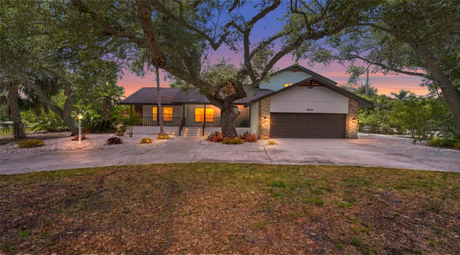 Sarasota, Florida 34231, 4 Bedroom Bedrooms, ,2 Bathroombathrooms,Residential,For Sale,Redbird,0,Mfra4696502