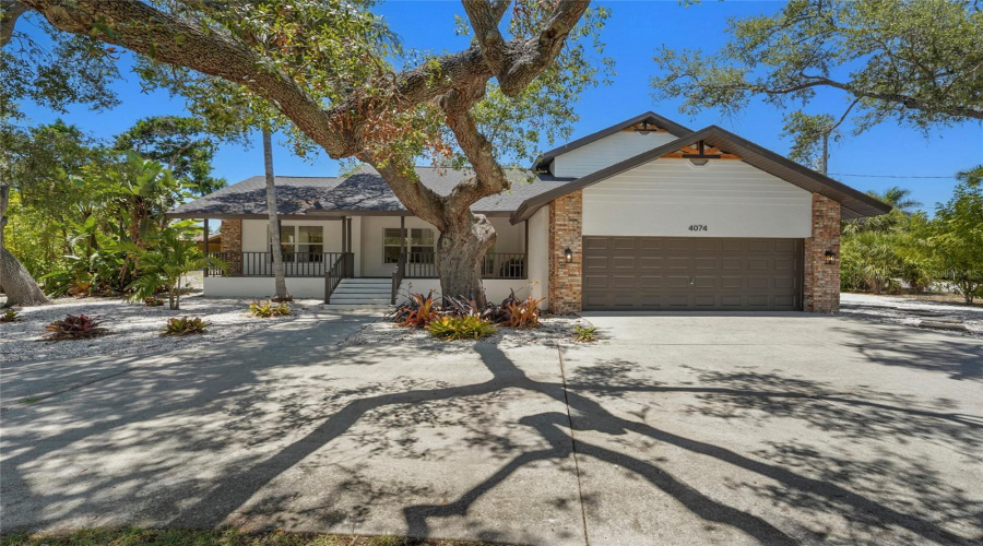 Sarasota, Florida 34231, 4 Bedroom Bedrooms, ,2 Bathroombathrooms,Residential,For Sale,Redbird,0,Mfra4696502