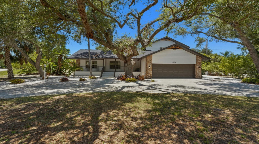Sarasota, Florida 34231, 4 Bedroom Bedrooms, ,2 Bathroombathrooms,Residential,For Sale,Redbird,0,Mfra4696502