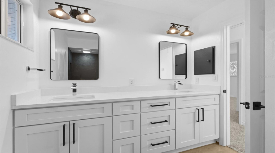 Sarasota, Florida 34231, 4 Bedroom Bedrooms, ,2 Bathroombathrooms,Residential,For Sale,Redbird,0,Mfra4696502