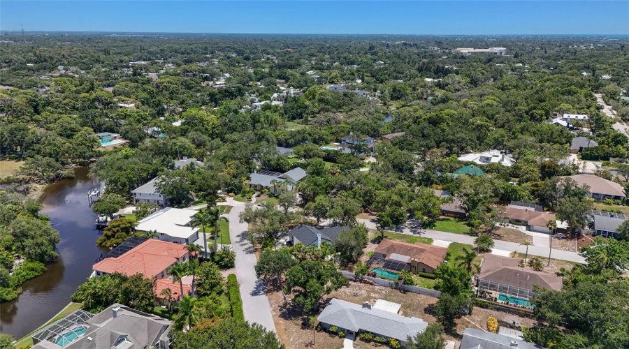 Sarasota, Florida 34231, 4 Bedroom Bedrooms, ,2 Bathroombathrooms,Residential,For Sale,Redbird,0,Mfra4696502