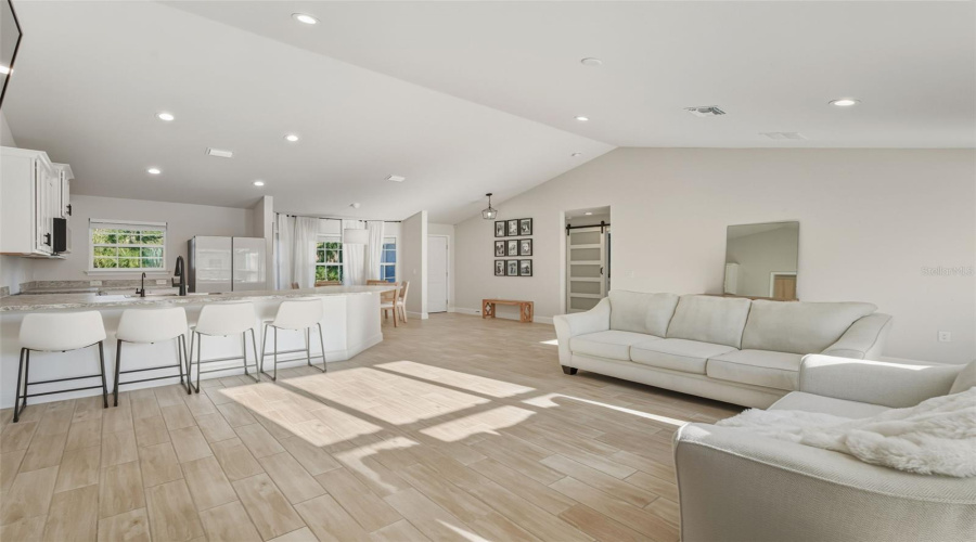 Port Charlotte, Florida 33953, 3 Bedroom Bedrooms, ,2 Bathroombathrooms,Residential,For Sale,Lotus,0,Mfrc7519987