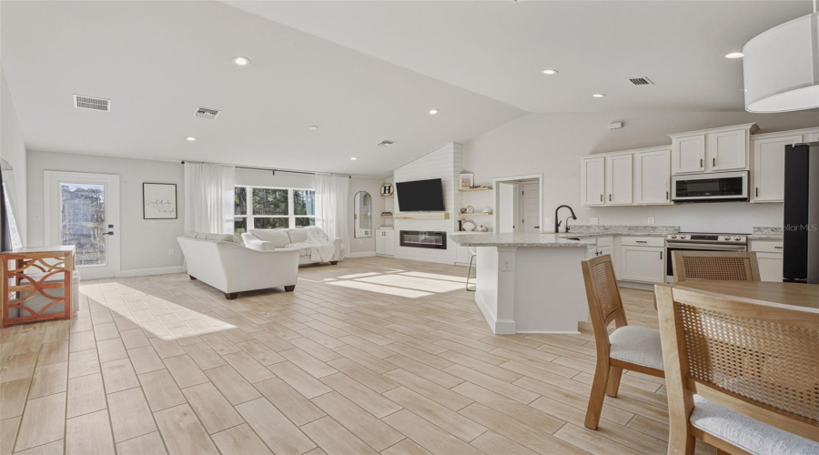 Port Charlotte, Florida 33953, 3 Bedroom Bedrooms, ,2 Bathroombathrooms,Residential,For Sale,Lotus,0,Mfrc7519987