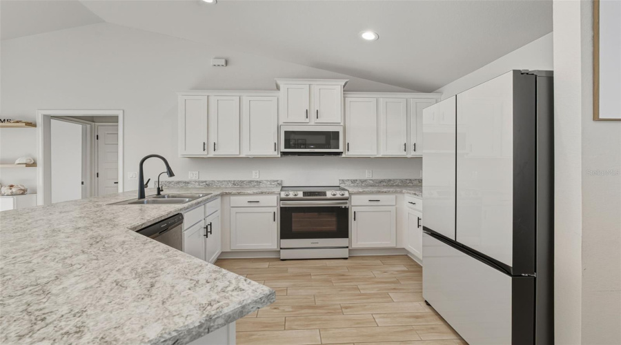 Port Charlotte, Florida 33953, 3 Bedroom Bedrooms, ,2 Bathroombathrooms,Residential,For Sale,Lotus,0,Mfrc7519987
