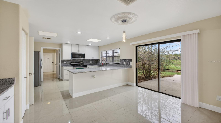 Poinciana, Florida 34759, 5 Bedroom Bedrooms, ,3 Bathroombathrooms,Residential,For Sale,Bar,0,Mfrl4959781