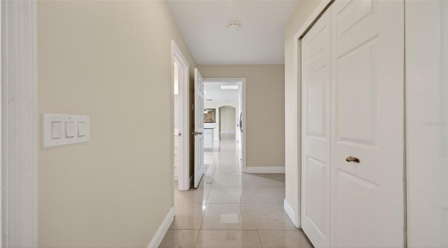 Poinciana, Florida 34759, 5 Bedroom Bedrooms, ,3 Bathroombathrooms,Residential,For Sale,Bar,0,Mfrl4959781